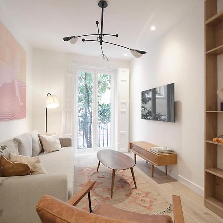 Luxury Flat Next To Gran Via Madrid Apartment ภายนอก รูปภาพ