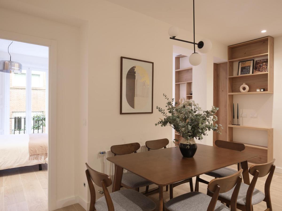 Luxury Flat Next To Gran Via Madrid Apartment ภายนอก รูปภาพ