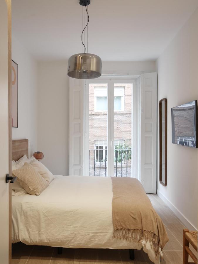 Luxury Flat Next To Gran Via Madrid Apartment ภายนอก รูปภาพ